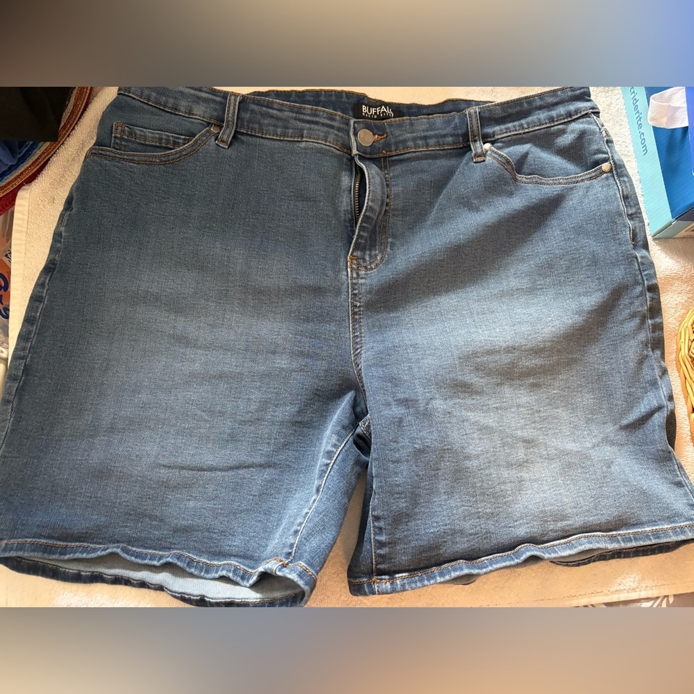 Womens Bitton Light Blue Denim Jeans shorts size 16
